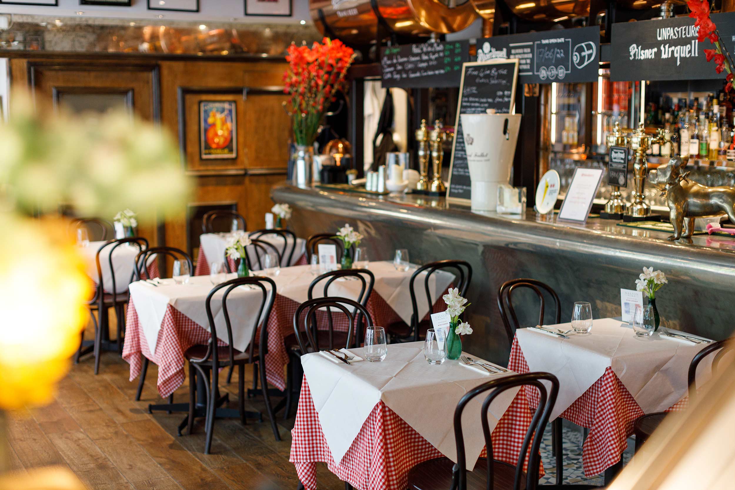 Vibrant summer pub and bar atmosphere during happy hour at Galvin Spitalfields.