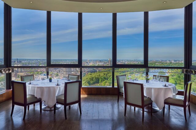 Galvin at Windows: A masterfully plated Michelin-standard course overlooking Mayfair.