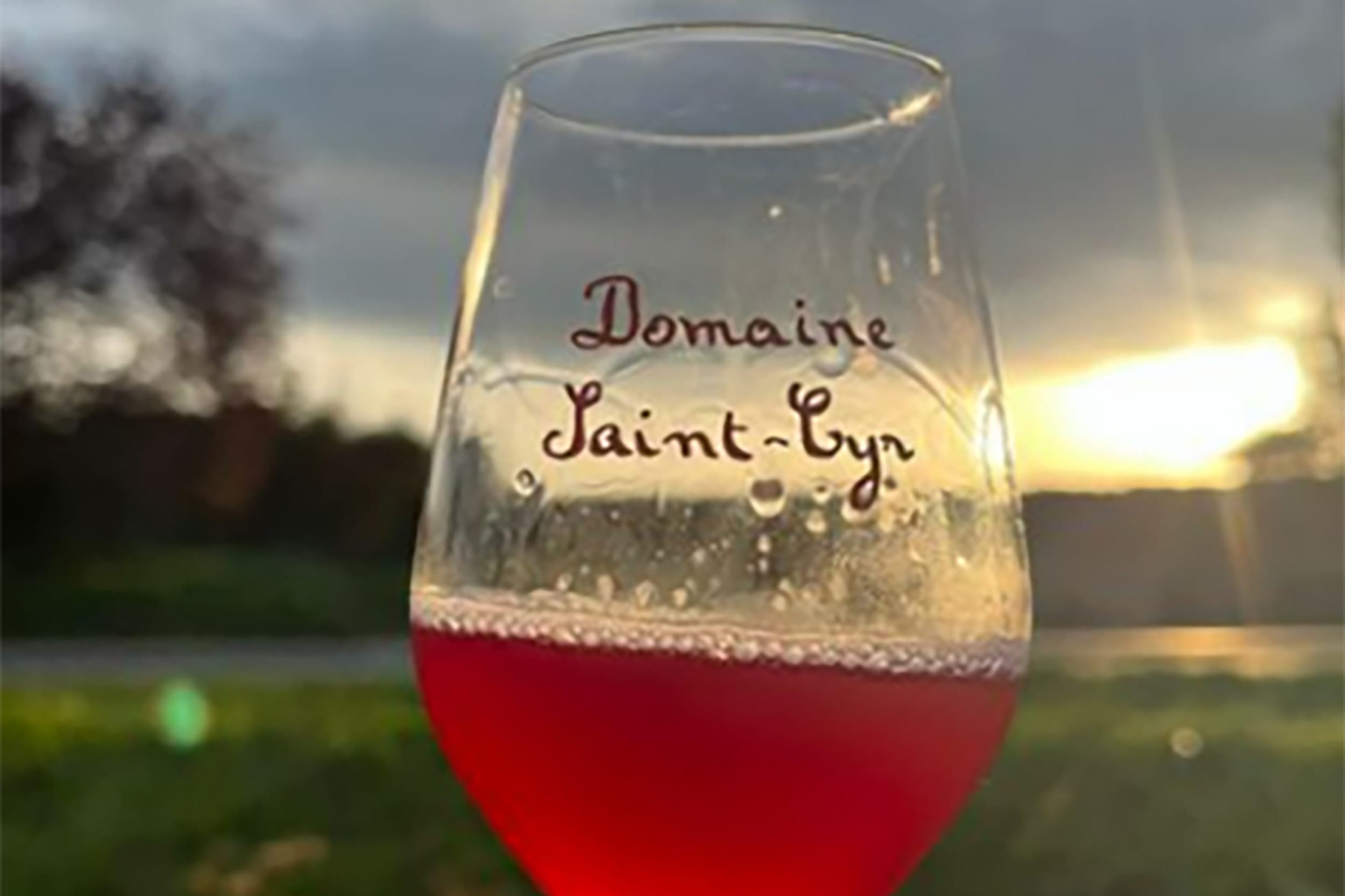Traditional Parisian bistro breakfast paired with fresh Beaujolais Nouveau in Spitalfields.