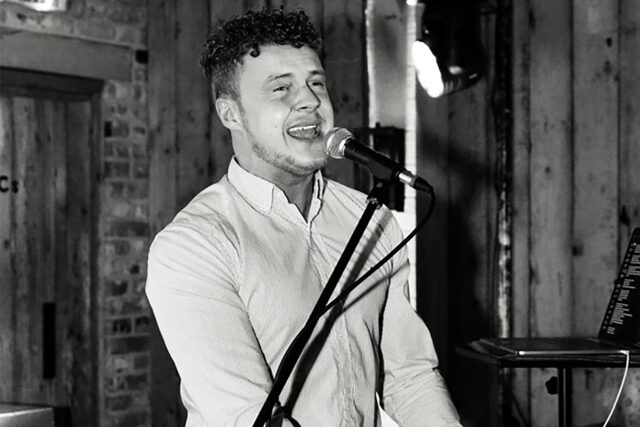 Best Pub Bar Restaurant Near Me Chelmsford Essex Live Music Friday Ryan Green