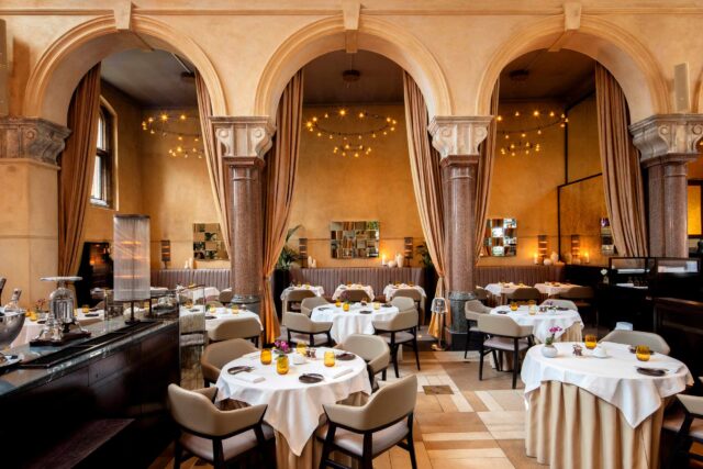 Michelin-starred private dining at Galvin La Chapelle, a stunning Grade II listed London venue.