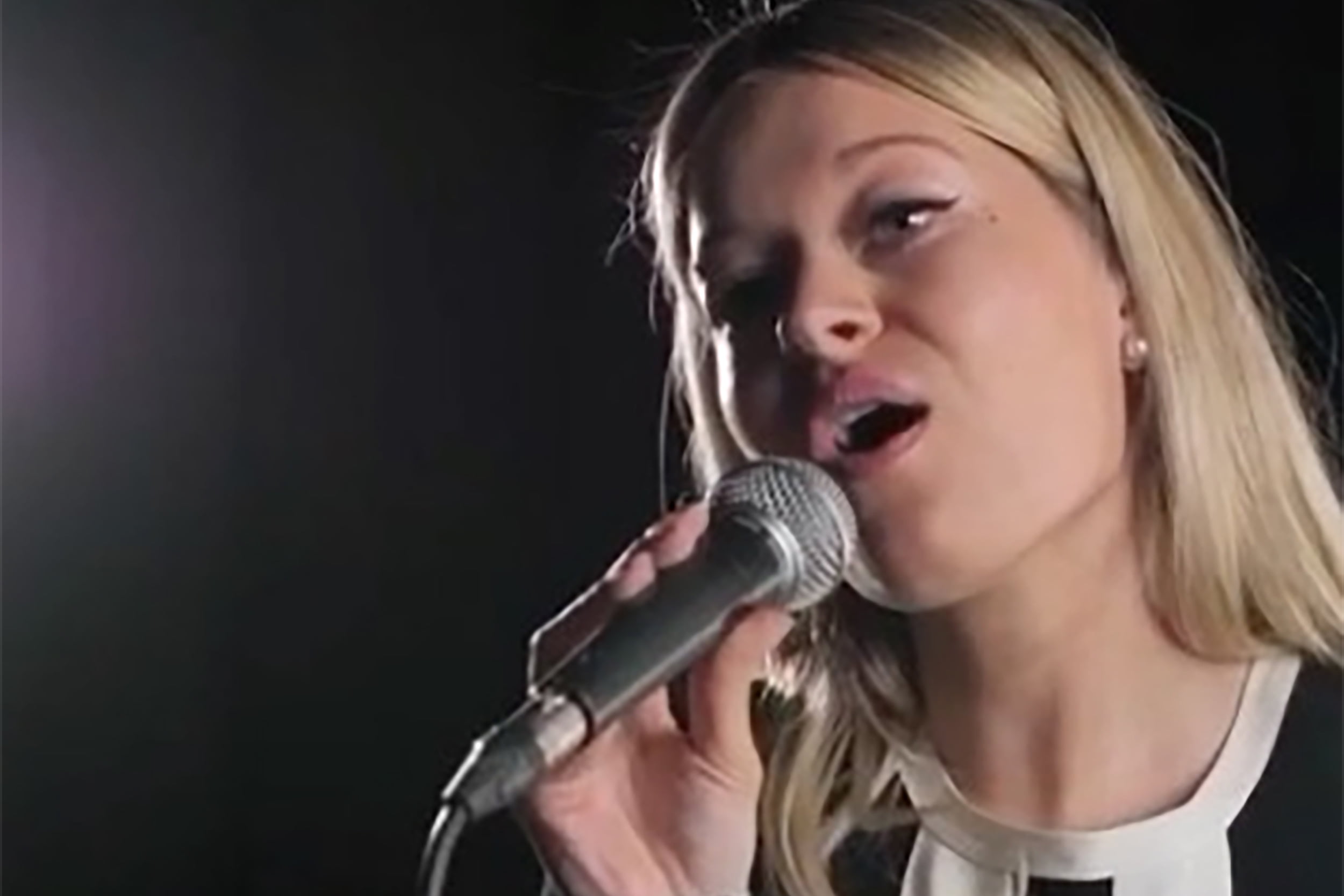 Restaurant Chelmsford Live Music with Lauren Taylor-Baker