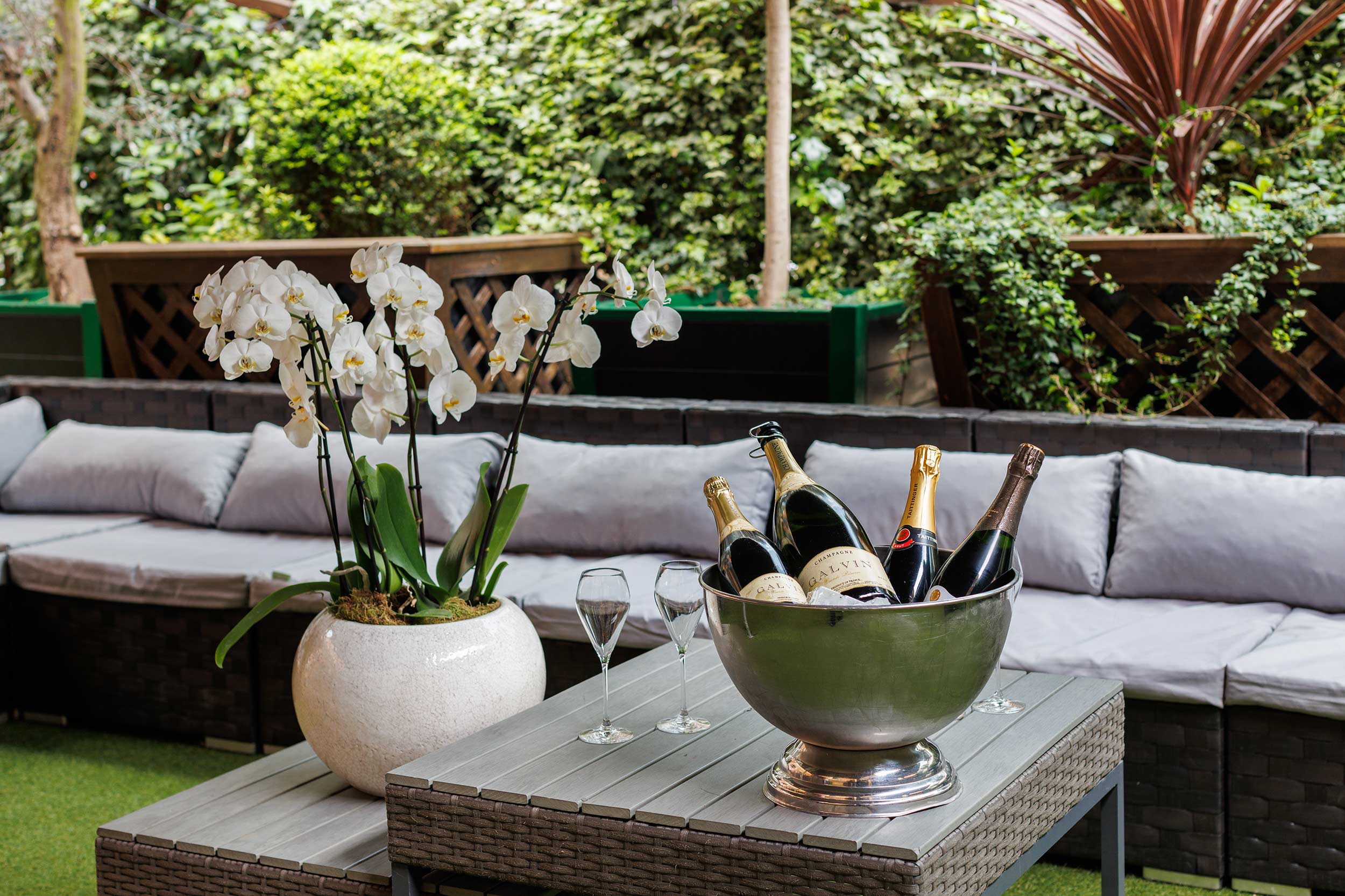 Restaurant bar Spitalfields Liverpool street private dining rooms event venue space outdoor pub garden