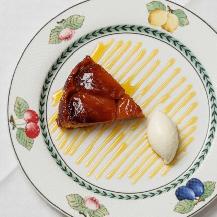 An impressive venue space perfect for high-end London business lunches and events.