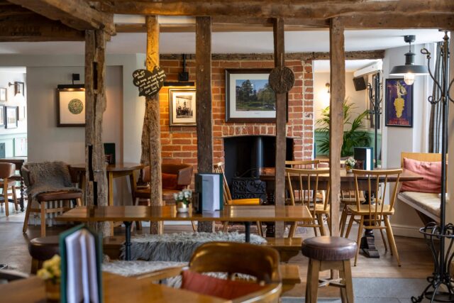 Best pub bar restaurant beer garden Waltham Essex game season dinner